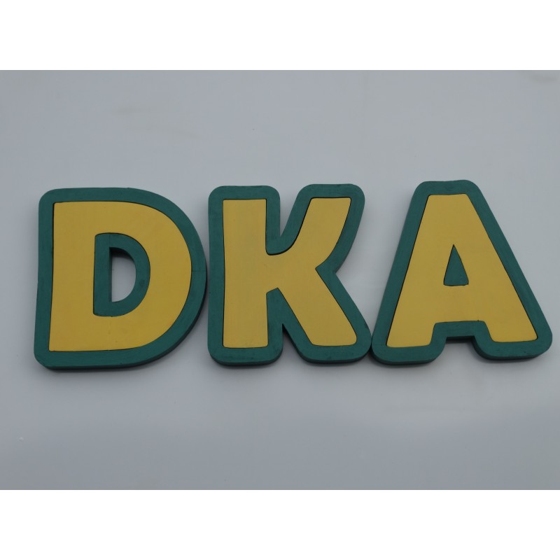 Logotypy, znaki i napisy ze styroduru - wielobarwne